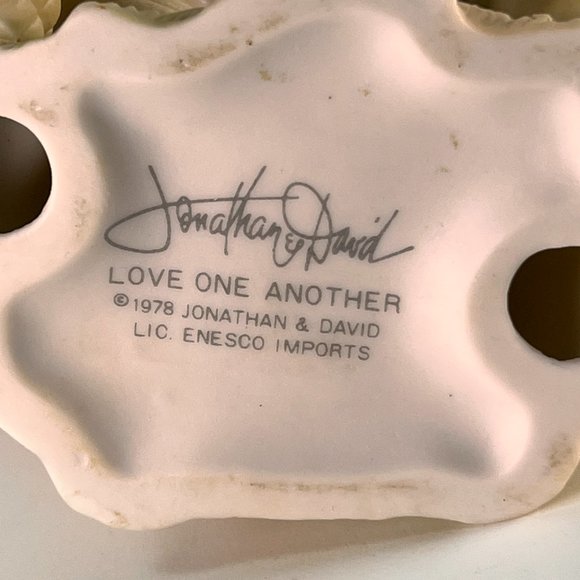Vintage Precious Moments Love One Another Enesco Figurine 1978 Jonathan David - Picture 8 of 13